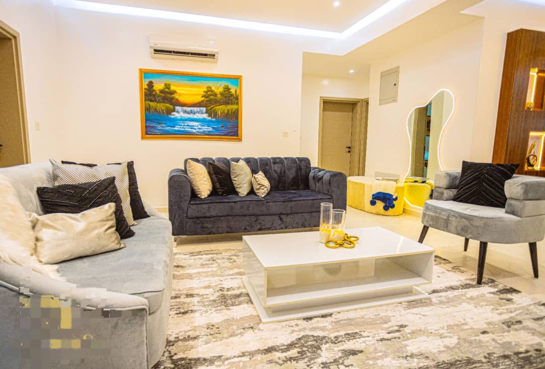 Exquisitely furnished 3 bedroom apartment